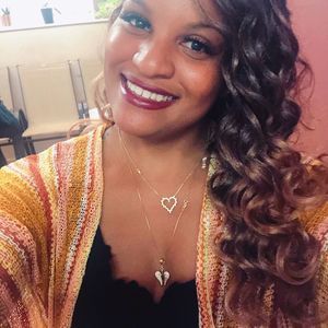 Meet your Posher, Camilla